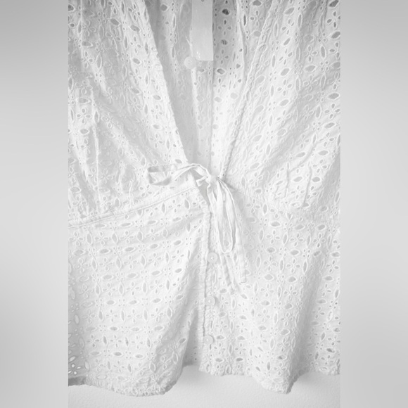 Madewell Front Tie Eyelet Blouse NWT - Picture 5 of 10